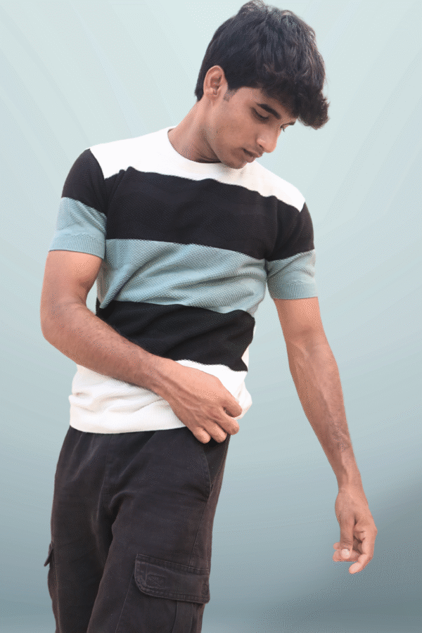 Men’s Tri Colour Knit T-Shirt – Modern Fit with Premium Textured Fabric Men’s Tri Colour Knit T-Shirt – Modern Fit with Premium Textured Fabric